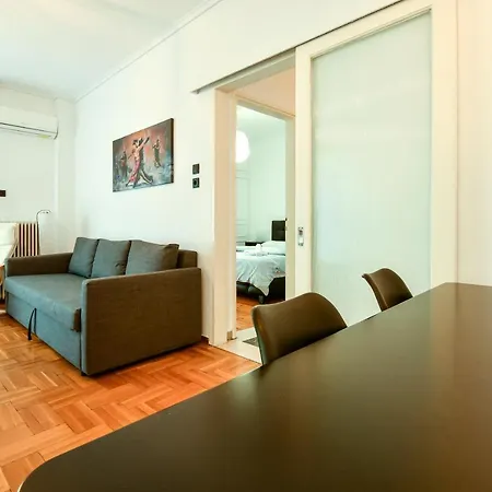 Center סלוניקי